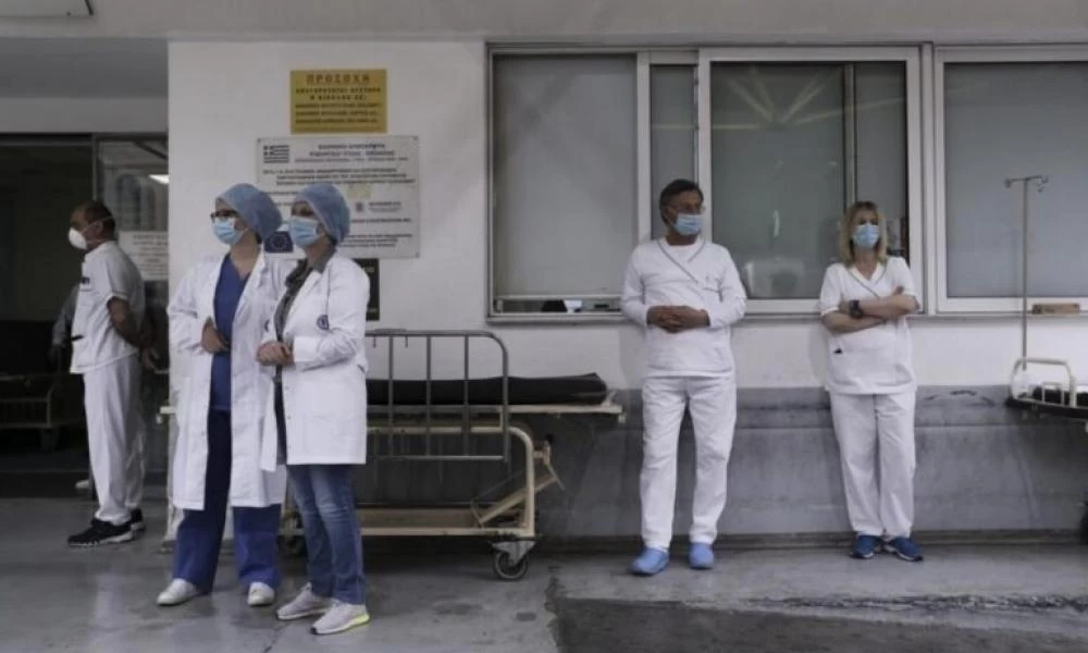 ΠΟΕΔΗΝ: "Ντροπή επιστήμονες, ειδικοί, να εκστομίζουν λέξεις χειρότερες των πολιτικών"